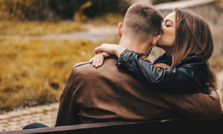 14-ways-to-comfort-your-boyfriend-when-he-is-stressed