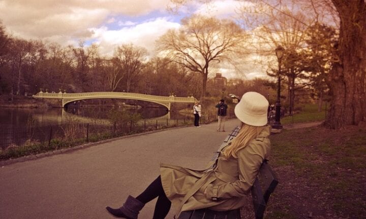 woman waiting in bench