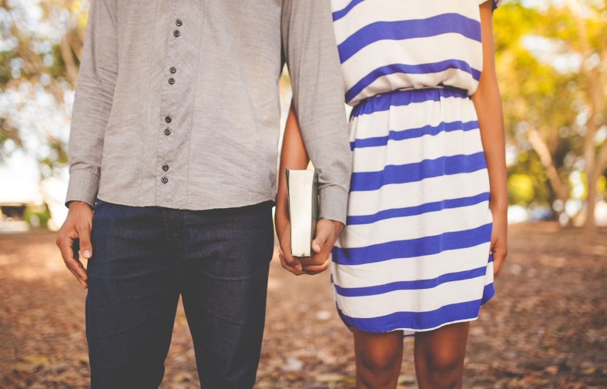 How to Put God at the Center of Your Relationship: 17 Ways