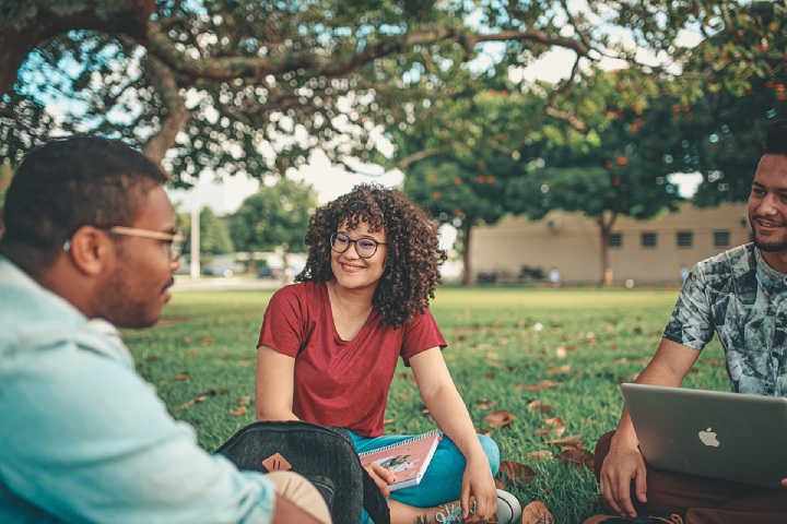 15 Cute Signs of a Shy Guy Having a Crush on You